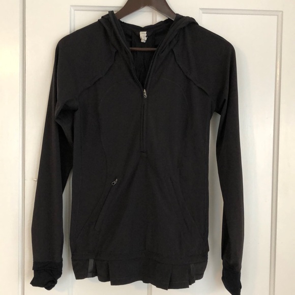 Lululemon lighten up Pullover - Picture 3 of 13